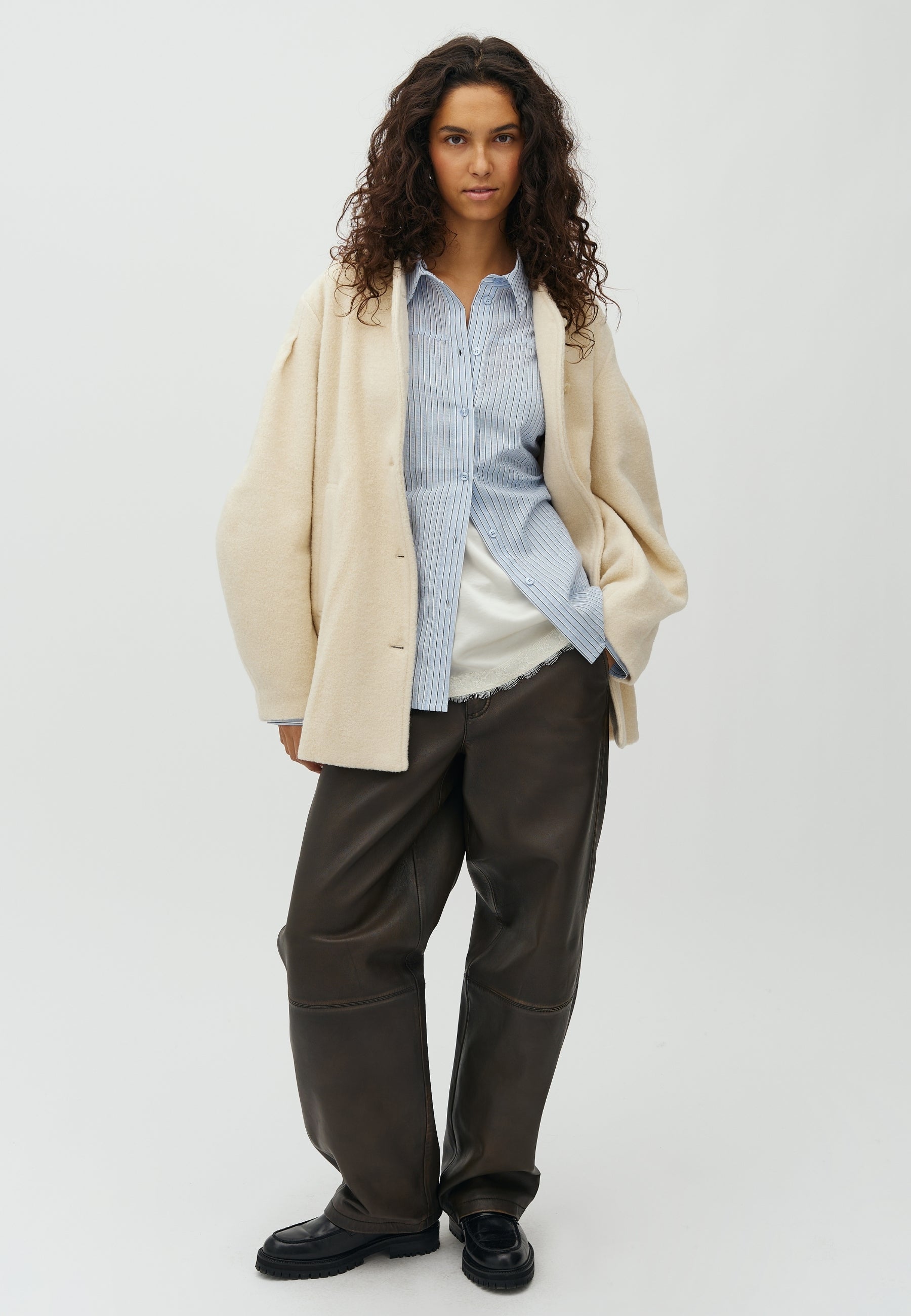 Dande-M_Cloud Cream_Model_1
