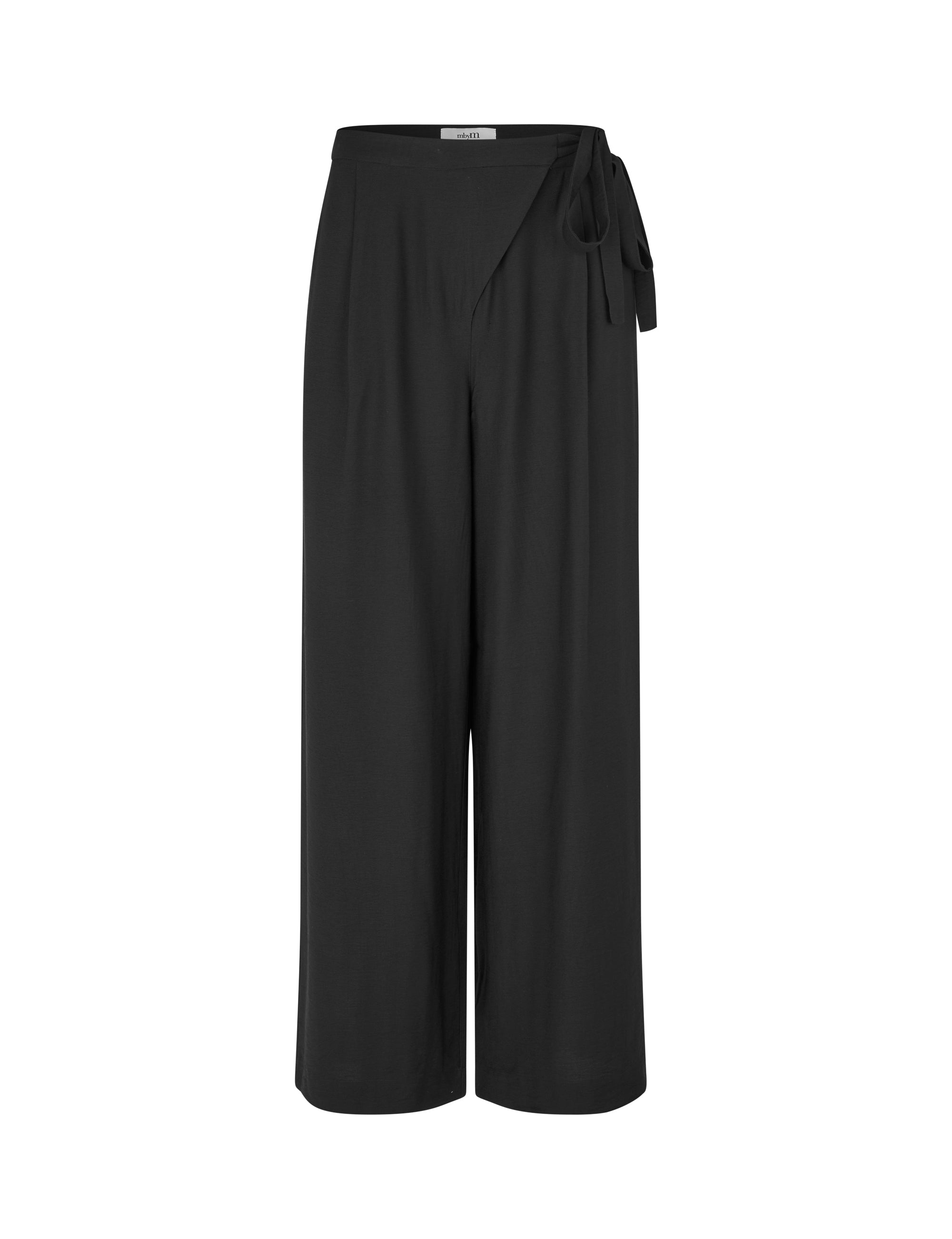 Gursky-M_Black_Packshot_0