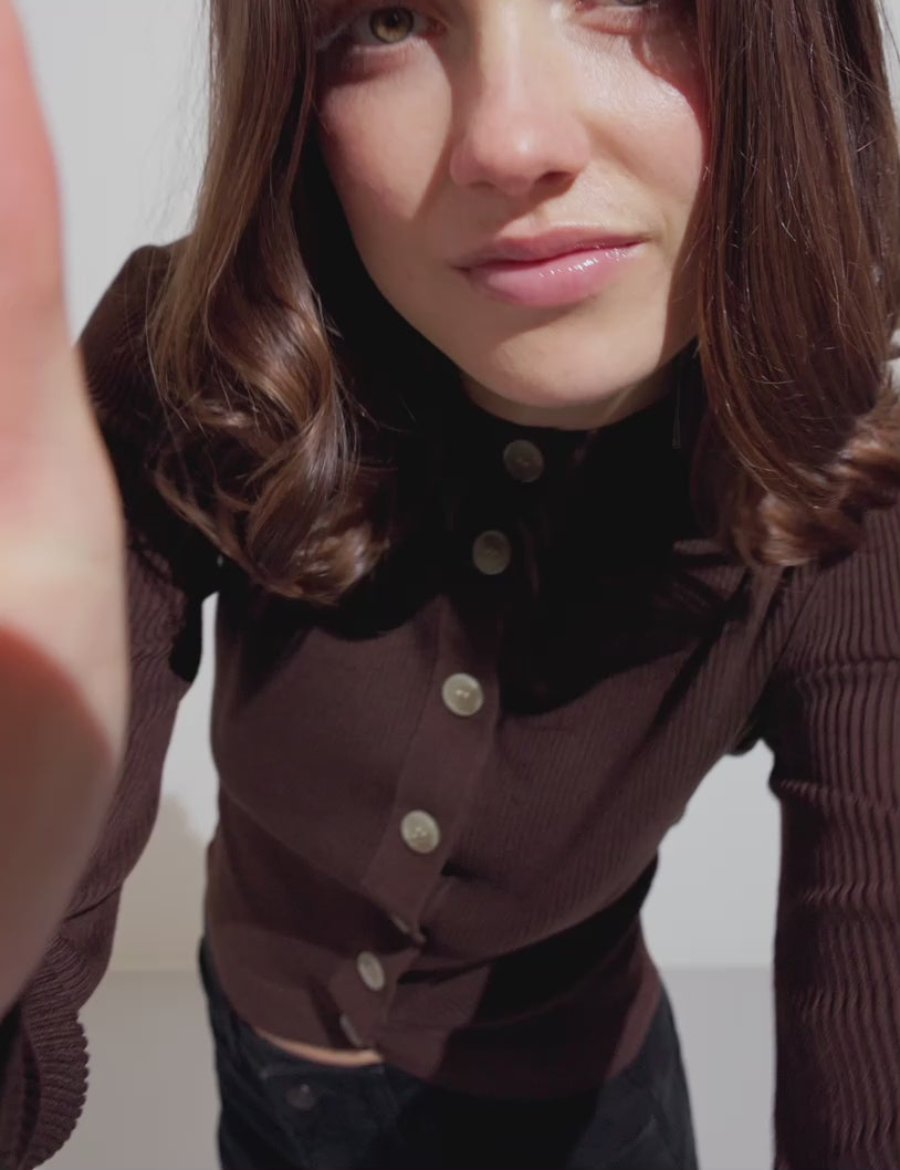 Arietty-M_Chocolate Brown_Video_4